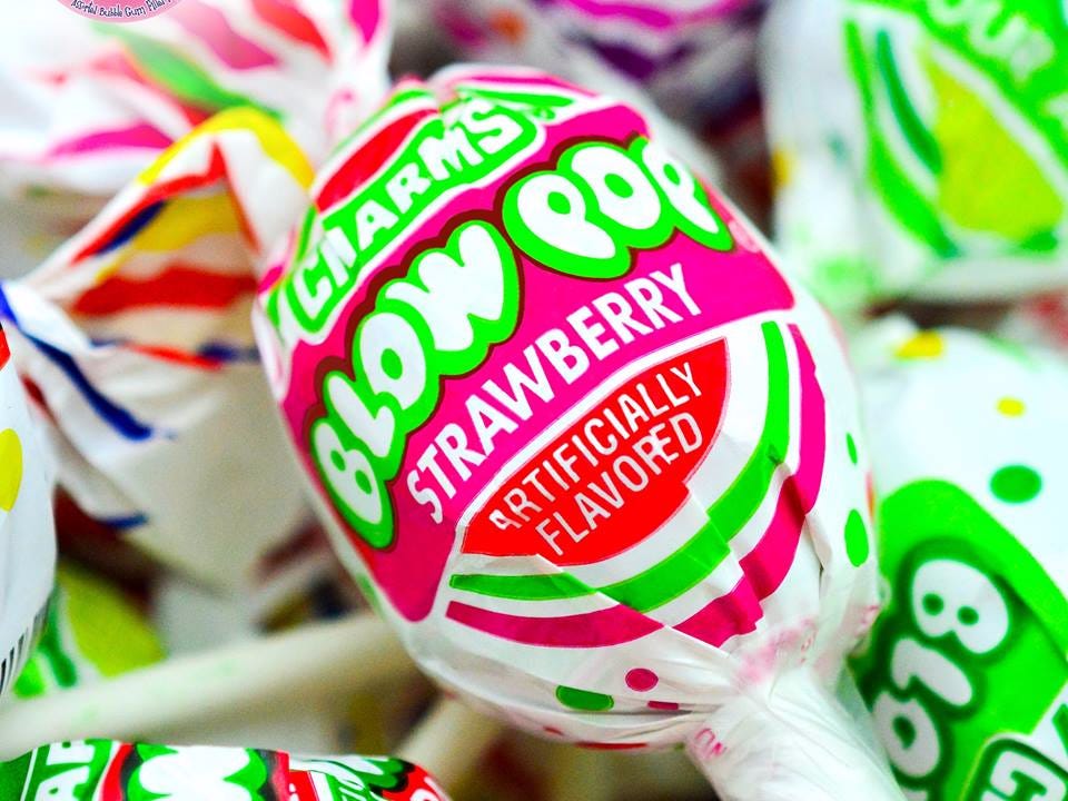 Do Blow Pops Contain Eggs